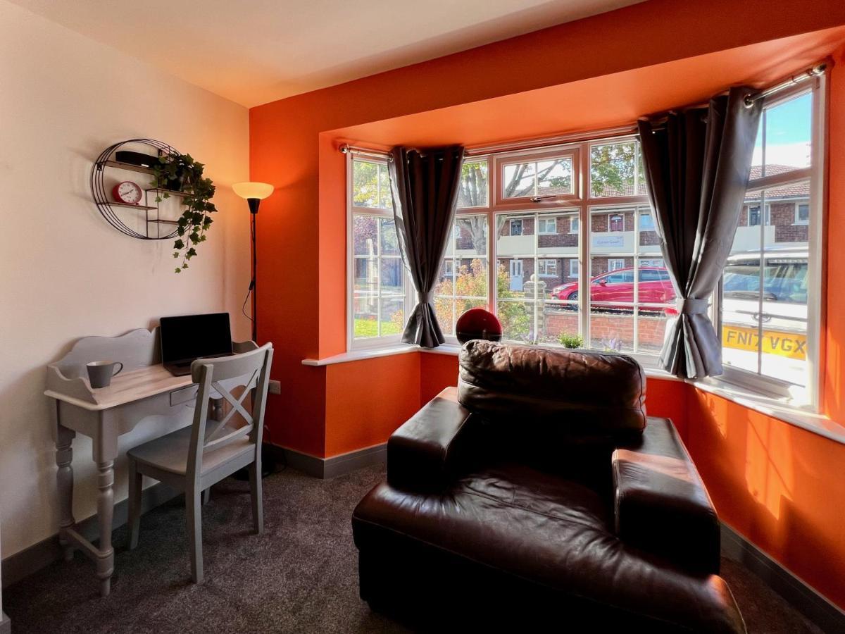 Curzon House One - Great For Contractors Or Family Holidays Клиторпс Экстерьер фото
