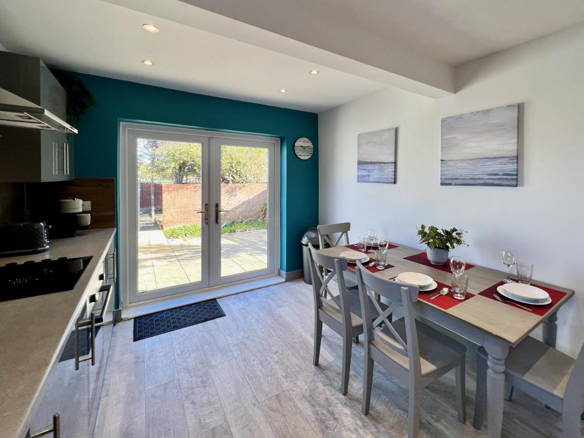 Curzon House One - Great For Contractors Or Family Holidays Клиторпс Экстерьер фото